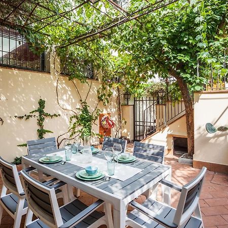 Santa Reparata Apartment With Patio And Terrace Florence Exterior photo